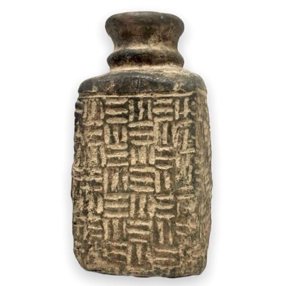 Primitive Mexican Weave Design Short Neck Square Clay Chunky Vessel Vase - Picture 3 of 16